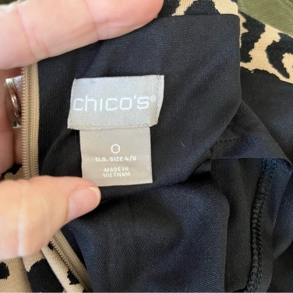 Chico’s Cheetah Print Short Sleeve Zipper Back Slitted Sides Dress Cream Black 0 - Picture 9 of 12